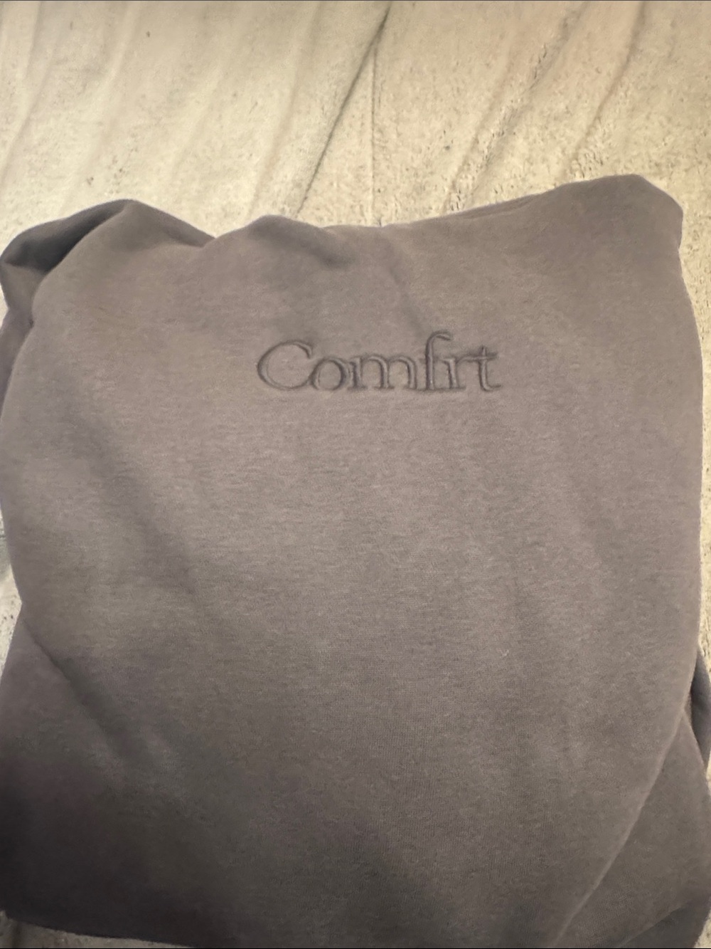 Brand New Comfrt Sweater Unisex Size L Steel Grey